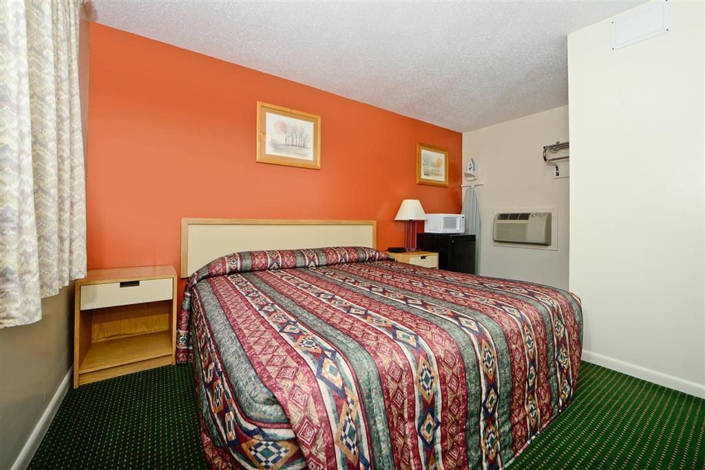 Best Way Inn Middlefield Room photo